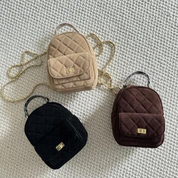 ミニ背嚢 レディース シャネル風キルティング チェーン店付き添い人 フラッフィー製作 ミニサイズ 今めかしいうしろ側容器に並べる 秋冬流行り物
