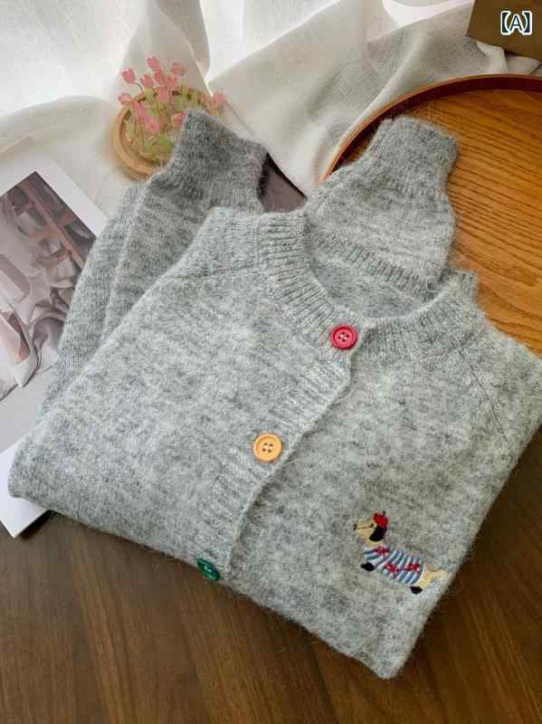 カーディガン レディース 犬モチーフ刺繍入りカラフルボタン長袖 ニットトップスアウター羽織りクルーネック かわいいスウィートカジュアルナチュラル シンプルベーシック定番スタンダード