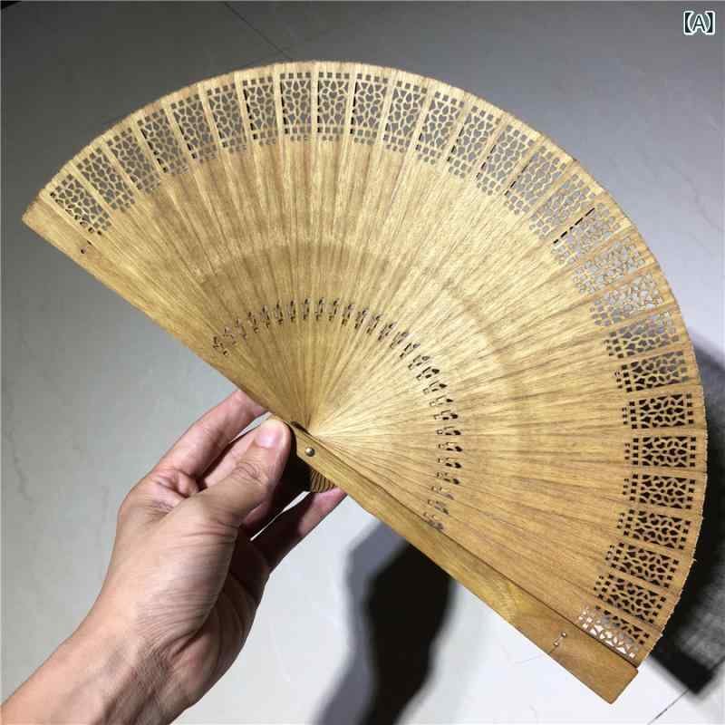 折畳み扇子 透かし彫り 暑さ対策猛暑対策木製手持ち扇彫刻和風コンパクト持ち運び軽量上品和装小物 贈り物 贈答用冠婚葬祭普段使い伝統的落ち着いたナチュラル シンプル ベーシック 定番 スタンダード カジュアル