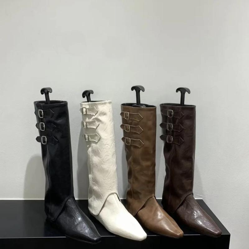 ウエスタンブーツ レディース ポインテッドトゥ はたご屋踵 Ｖ撥ねのける 脚長成り行き 歩き分かりやすい 牛飼いブーツ ヴィンテージ風 秋流行り物 美脚影ぼうし 履き口ゆったり 兼ね合い感 太踵 履き気味合い 着脱円転自在 デイリー 街御拾い お出か