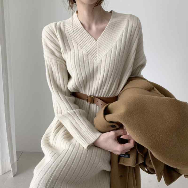 授乳服 授乳ワンピース マタニティウェア ニットワンピース 授乳口付き 産前産後 ストレッチ ロング丈 お出かけ リブニット スリット カジュアル 部屋着 重ね着対応 透けにくい 厚手 秋冬 膝下 ハイネック プルオーバー 小柄 授乳中 普段着 デイリ