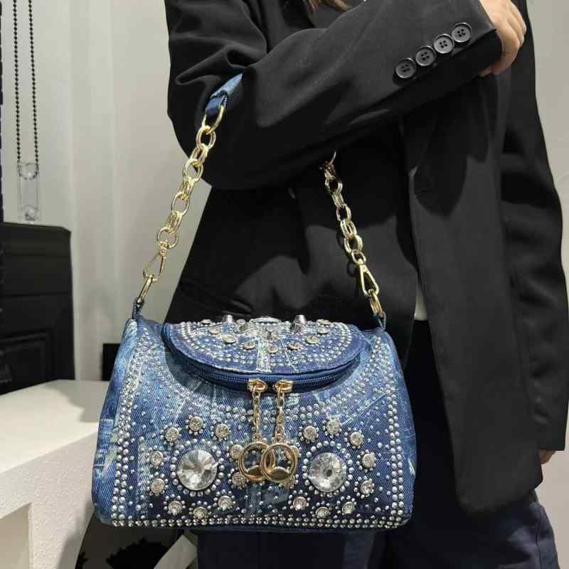 ショルダーバッグ レディース ジーンズ ビジュー 2way ミニ豆の町 ハンドバック ウォッシュ工業 伝達ルート石ころ かざり付ける キラキラ 鞄 かばん 袋 曲がったがけ 肩かけ 手提げ 今めかしい お出かけ 旅する 差し上げ物 差し上げ物