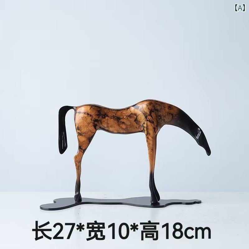 飾り付け 馬 風水 オブジェ 和今めかしい 瀬戸もの 飾り付け 部屋の入り口 リビング 書院 茶室 縁起物 開運 卓上 室内装飾 格好のいい 差し上げ物 差し上げ物 喜び事 干支 ホースレース アジアン 雑貨  御膳上等感 上の間 かざり付ける品 工芸 細密画 置物-インテリア・寝具・収納