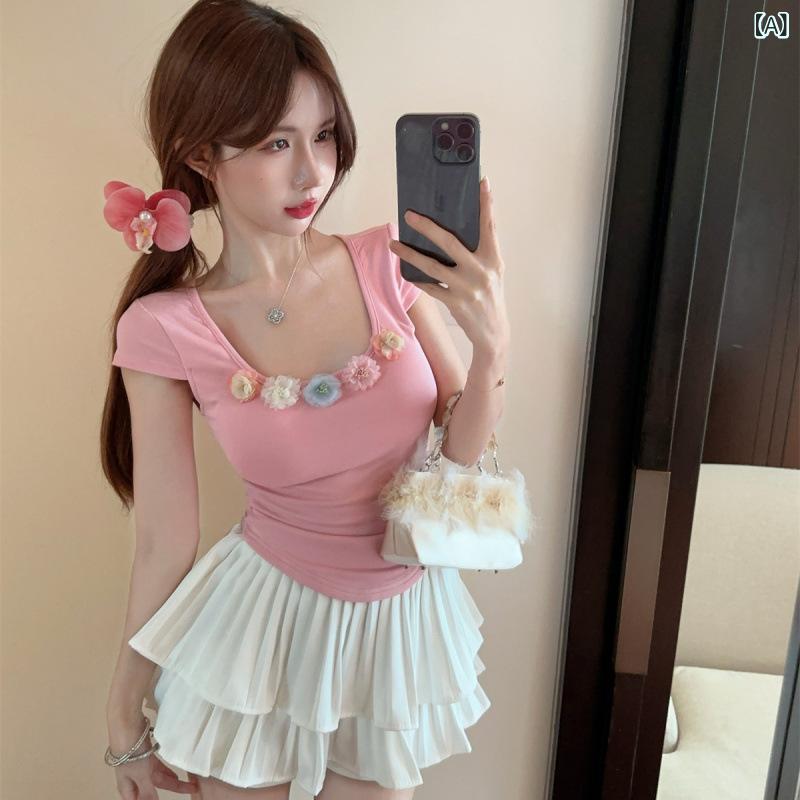 セットアップ レディース 上下セット 半袖 ブラウス ハイウエスト プリーツスカート ミニ丈 花柄 立体 フェミニン ガーリー 大人かわいい 韓国系ファッション お出かけ デート きれいめ 収納しやすい