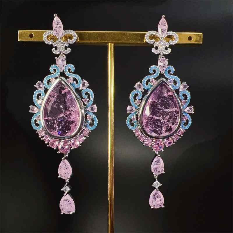 ピアス パパラチアカラー サファイア 揺れる ドロップ 大ぶり ゴールド 上品 華やか しずく型 スイング 耳飾り パーティー 結婚式 披露宴 ドレス 普段使い きれいめ フェミニン エレガント ギフト プレゼント アクセサリー レディース お呼ばれ 謝｜やすらぎマーケット 8,420円
