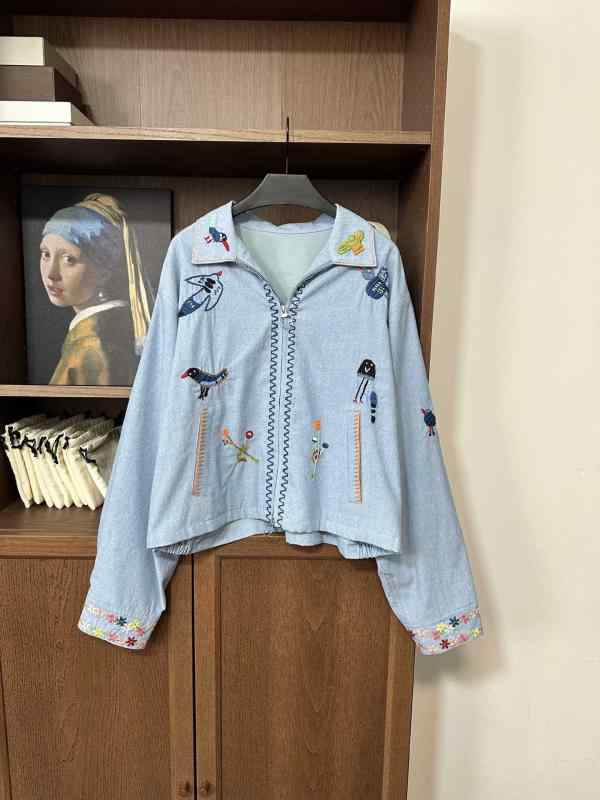 デニムジャケット レディース Gジャン 春アウター ジャケット 羽織り 刺繍 ステッチ カジュアル ブルゾン 秋 長袖 コットン 無地 シンプル 前開き ゆったり 大きいサイズ おしゃれ トップス 通勤 通学 薄手 軽量｜やすらぎマーケット