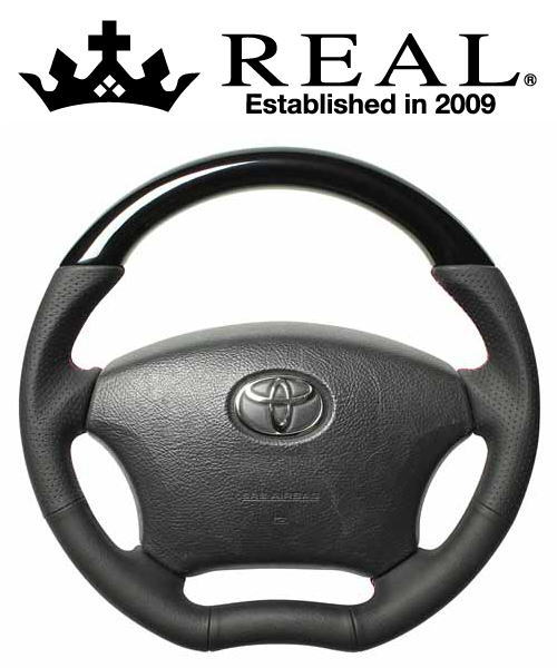 REAL STEERING オリジナルシリーズ トヨタ レジアスエース 1~3型 200系用 カラー:ピアノブラック(レッド×ブラックユーロステッチ) (H200-PBW-RD)【ハンドル】【自動車パーツ】レアル ステアリング|矢東タイヤ