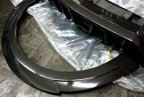 ROWEN WORLD PLATINUM リヤフェンダーアーチエクステンション(カーボン) 素地 日産 ニッサン GT-R (MY2010～) R35用 (1N003F10)【エアロ】【自動車パーツ】 ロェン ワールドプラチナ
