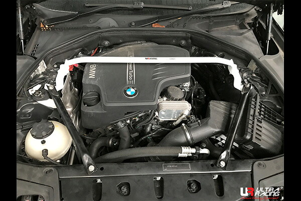 Ultra Racing フロントタワーバー BMW 5シリーズ F10 FR30/MU30用 (TW2-1864)【補強パーツ】【自動車パーツ】 ウルトラレーシング Front Tower Bar