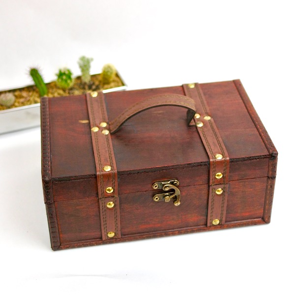 楽天市場】アンティーク調 スーツケース トランク型 ロック機能付