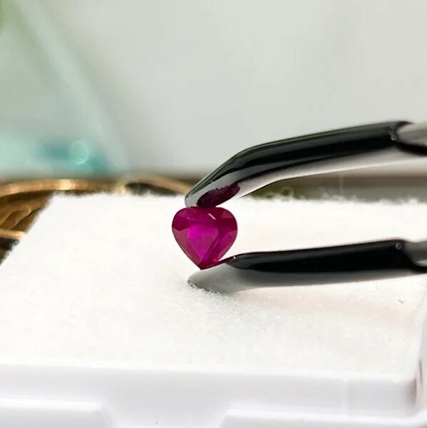 P10倍百貨店SALE | ルビー ハート型シェイプ 0.804CT＜聞き分け書別売＞♪ 天然石 ルース 珠玉 宝珠 裸石 力強さ石ころ 佩び物部分品