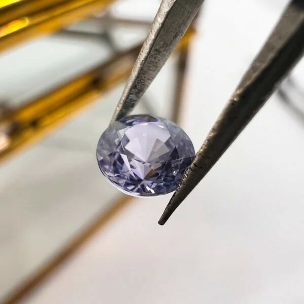 非加熱サファイア バイオレット 5mm<鑑別書別売>♪ 天然石 ルース 宝石 ジェム 裸石 パワーストーン アクセサリーパーツ|アジアン家具・雑貨のヤヤパプス