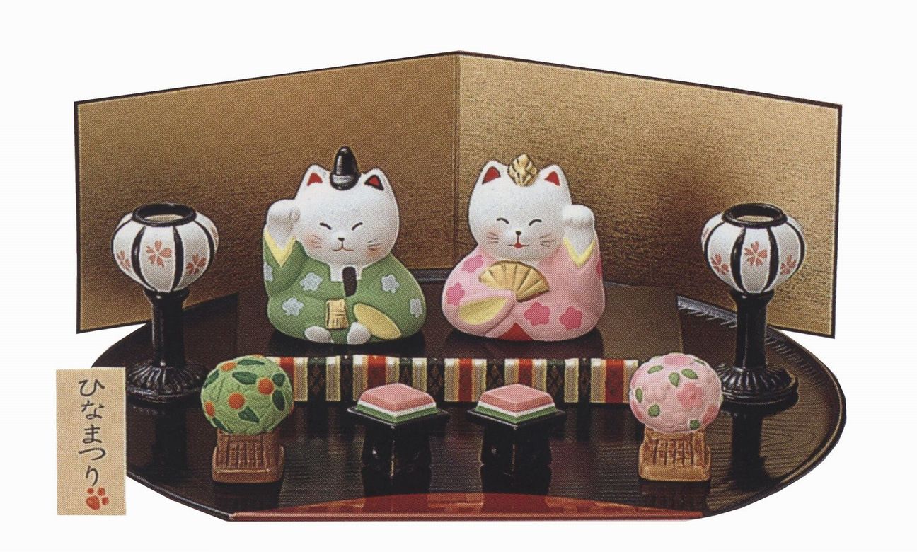 ハローキティひな祭り雛人形 セット 05-K301　瀬戸焼 新品未使用 瀬戸焼 ハローキティ ミニ雛飾り セット 海外