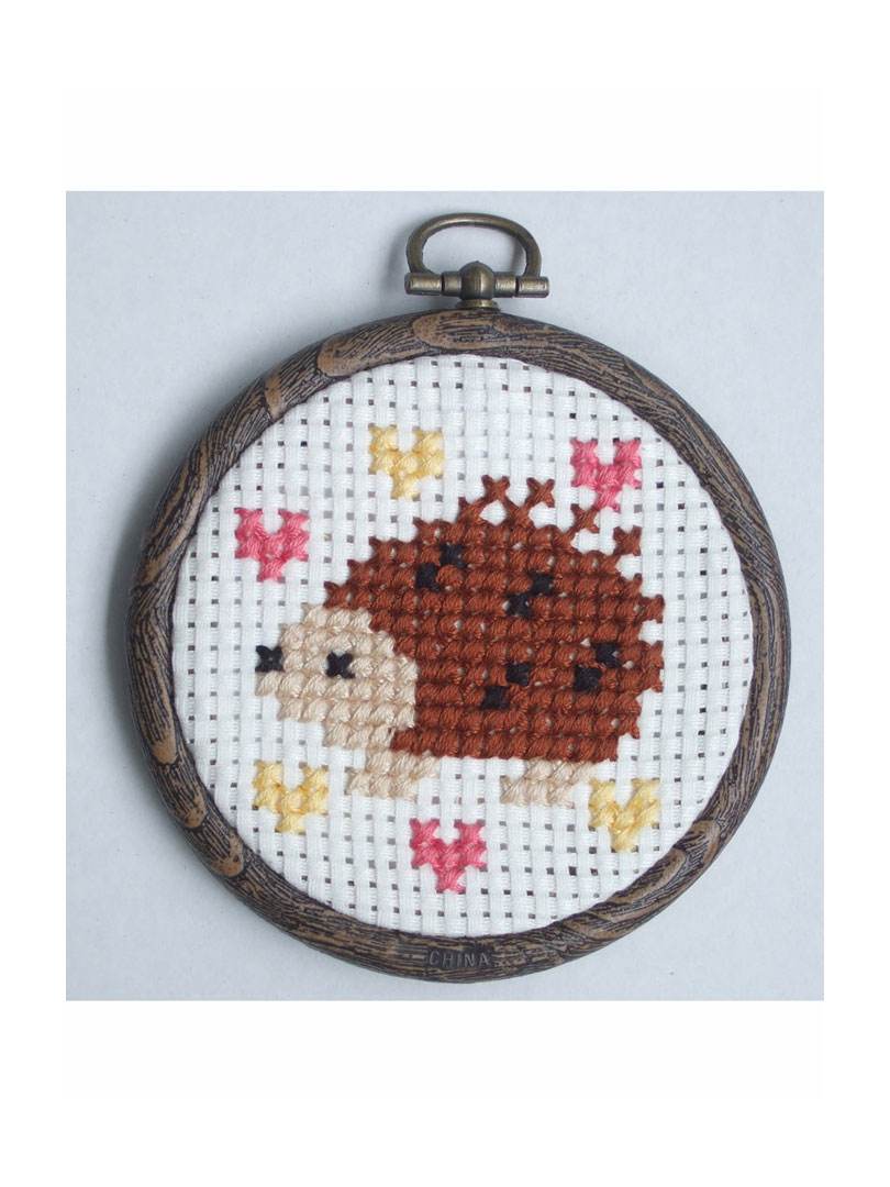 楽天市場 送料無料 コスモ 刺しゅうキット ぬりえみたいなクロスステッチ キャット 9905 横浜コットンハリウッド