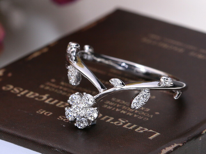 ★20％OFFクーポン対象★上質VSレベルのダイヤモンド0.25ct 植物モチーフの可憐デザインK18WGリング（各地金素材対応可能）/指輪 受注品/送料無料