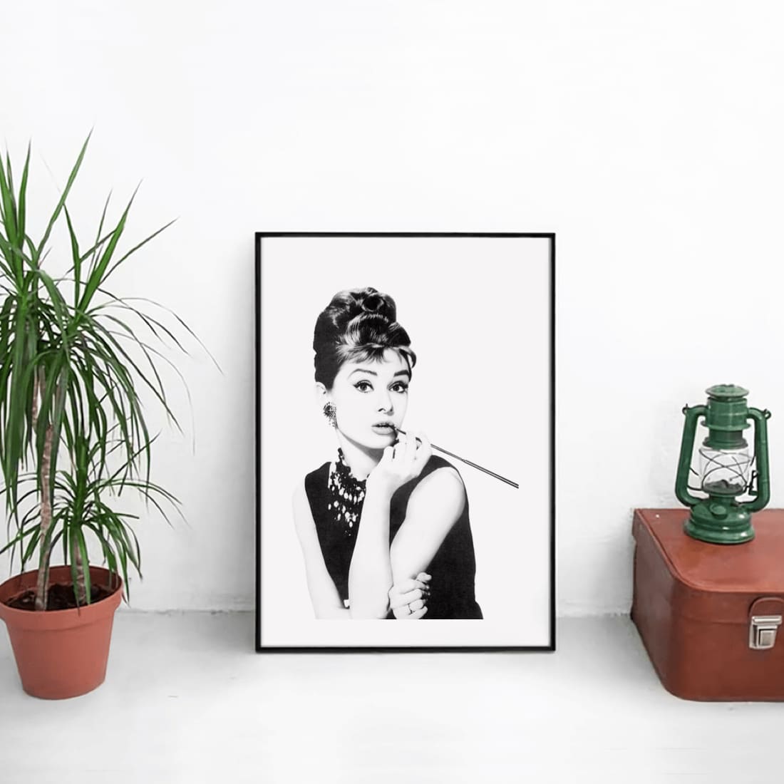 楽天市場 マラソンsale 本日p10倍 送料無料 Grace Cat Art サイズが選べるキャンバスパネル アート アートパネル アートポスター グラフィック アート インテリア ギフト オマージュモチーフ オードリー ヘップバーン ちょっと良いくらし