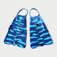 ダフィン (Da FIN) スウィムフィン SWIM FIN/ZakNoyleBlueNavyザックノイルブルーネイビー　送料無料 ブギーボード ソックス 必要 メーカー 使い方 足ひれ　ボディーボードの選び方つけ方格安 人気 おすすめ 必要 取り付け カップ 位置 フィン 足ひれ便利 サーフボード 修理