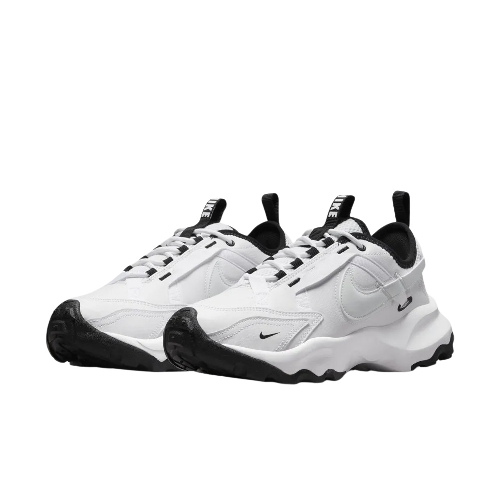 ⭐︎新品⭐︎NIKE TC7900セイル⭐︎24cm⭐︎箱付き⭐︎ 韓国で大人気！NIKE(ナイキ)の白スニーカー「TC 7900 Sail