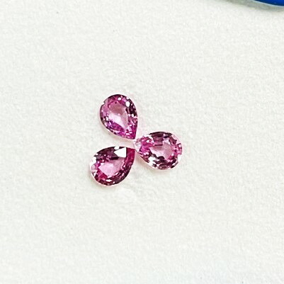 ピンクサファイア　ペアシェイプ 3個合計　0.55ct　ルース