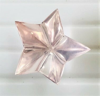 ローズクォーツ　星型カット 25.04ct　ルース