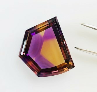 アメトリン　変型カット　53.30ct アメジスト　シトリン　ルース