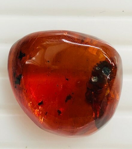 ドミニカ産　虫入りブルーアンバー 18.92ct　虫入り琥珀　ルース
