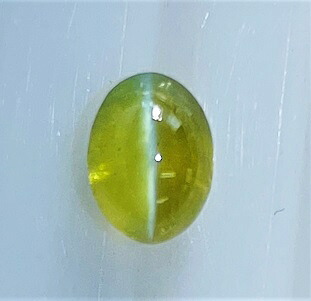 キャッツアイ 1.89ct　ルース　クリソベリルキャッツアイ
