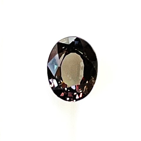 サファイア　カラーチェンジタイプ　オーバル　0.80ct　ルース