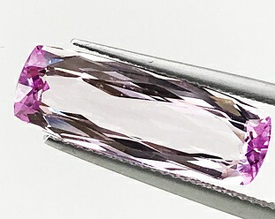 クンツァイト　縦長クッションカット 6.91ct　ルース