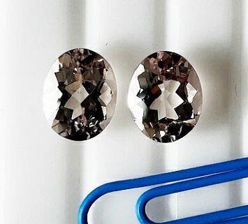 モルガナイト　オーバル　ペア　5.10ct　ルース
