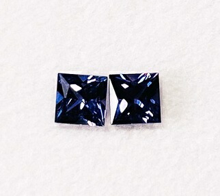 バイオレットサファイア　プリンセスカット ペア　3mm　ルース　サファイヤ 13,464円