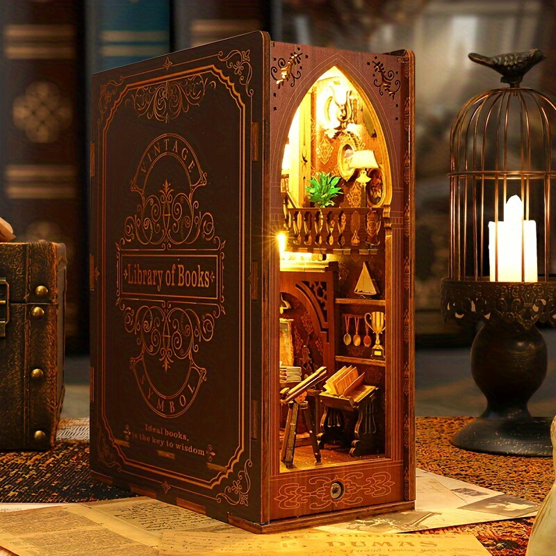 3Dヴィンテージミニチュア本棚シーン DIYウッディブックエンド フェアリーライト&キャンドルホルダー付き バレンタイン&新年ギフト ロマンティックホームデコ ユニークブックエンド 精巧なクラフトマンシップ ブックエンド