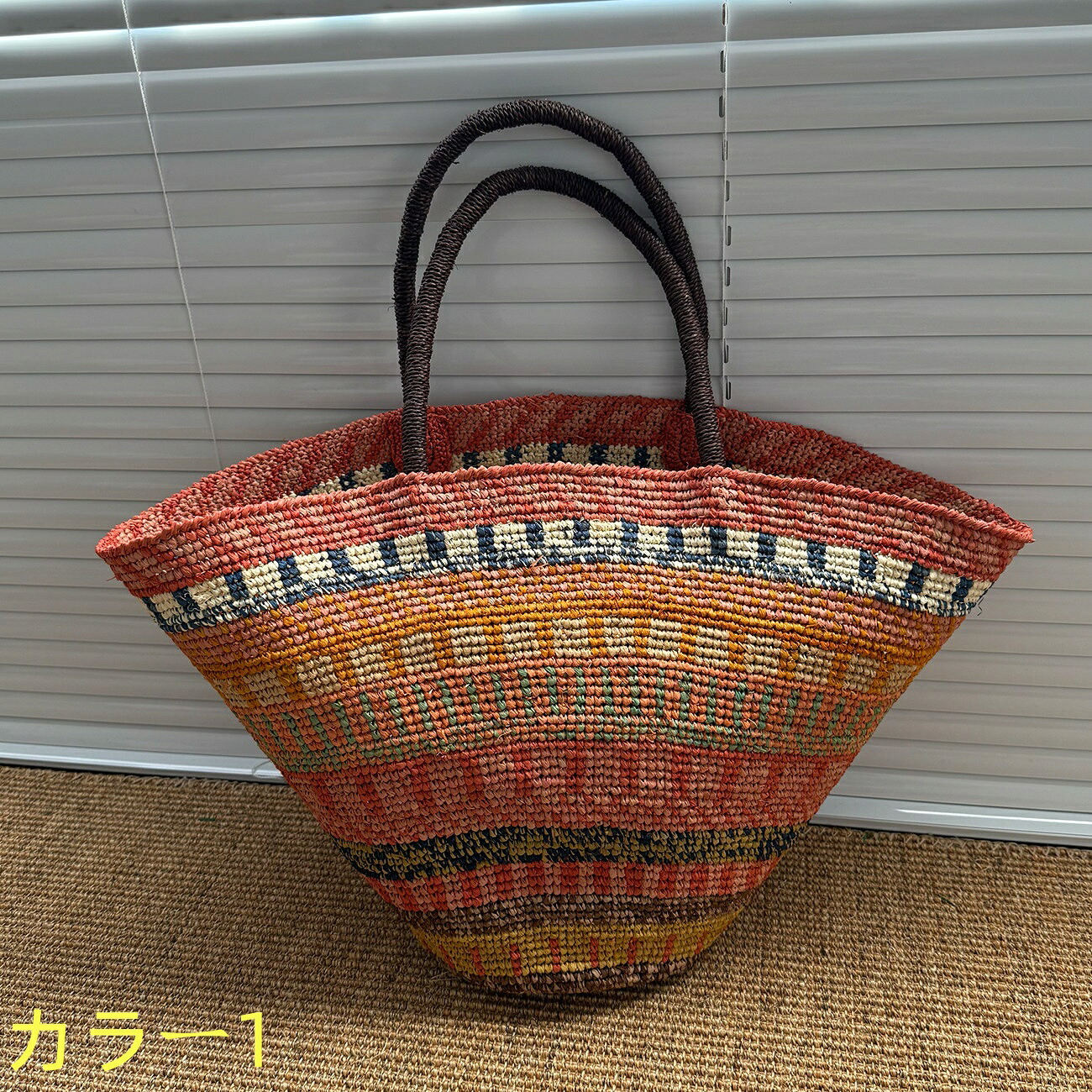 レディース かご御徒面子 ラフィア原料品 トートバッグ 編み込み お手手御手伝いさん 生まれながら原料品 大収容能力 軽さ 夏御徒面子 砂浜御徒面子 海 海水浴 たまり場 旅する 肩かけ 自然的 ボヘミアン風 格好のいい 心地よい