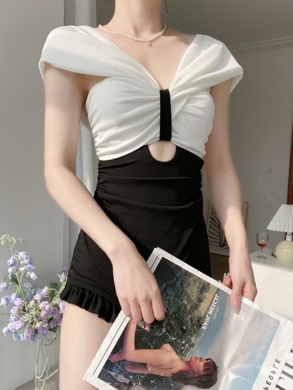 レディース ファッション 春夏 秋冬 レディース 女性 かわいい おしゃれ 水着 韓国 海 プール ビーチ レトロ 温泉 セクシー 背中開き シンプル