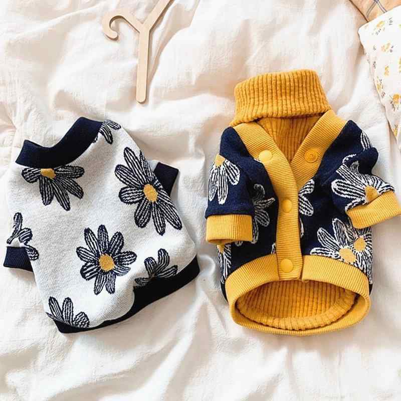 ペット用品 秋冬 ペット 犬 猫 服 散歩 かわいい おしゃれ ニット セーター 防寒具 防寒対策 花 花柄 フラワー ドッグウェア|YKC8