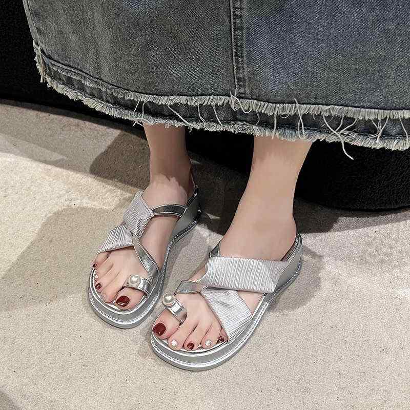 韓国 靴 シューズ 春夏 秋冬 レディース 愛くるしげ 今めかしい 家庭用スリッパ サンダル パール 分かりやすい サンダル 海 スウィミングプール