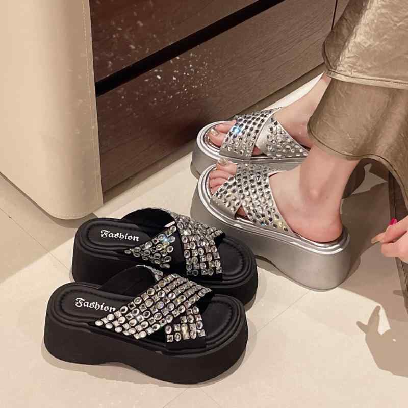 レディース 流行り物 韓国 靴 シューズ 春夏 秋 愛くるしげ 今めかしい 家庭用スリッパ 生産ライン石ころ サンダル 家庭用スリッパ キラキラ 雅びやか 成年者 海 スウィミングプール 砂浜