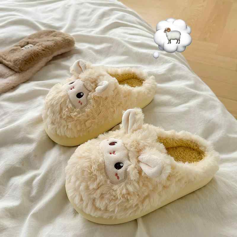 韓国 ファッション おしゃれ かわいい ルーム シューズ 靴 スリッパ 日用品 家 屋内 暖かい 保温 女性 レディース 羊 秋 冬 ホーム 滑り止め シンプル フワフワ 裏起毛