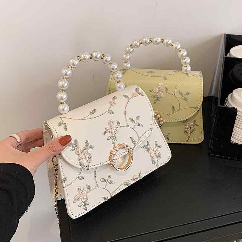 レディース ファッション 春夏 秋冬 女性 かわいい おしゃれ 韓国 鞄 バッグ 上品 大人 ショルダーバッグ ハンドバッグ パール 花柄 フラワー チェーン｜YKC8