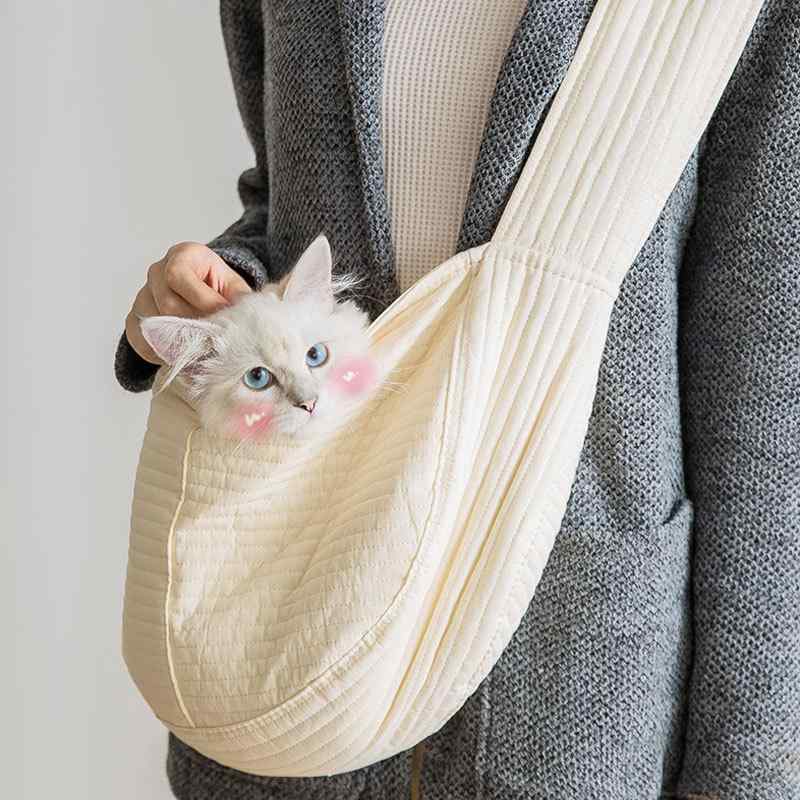散歩 犬 ペット 抱っこ 紐 バッグ かわいい おしゃれ キャリー おんぶ 通気性 猫 ショルダーバッグ