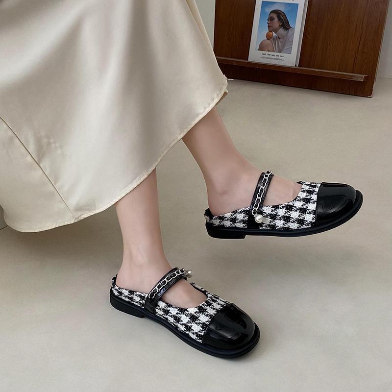 韓国 靴 シューズ 春夏 秋 冬 レディース 愛くるしげ 今めかしい 色合い 差しつかえる 二分の一 家庭用スリッパ お上さん用 夏 アウターウェア 流行り物 パール チェーン店 木目細か メリージェーン 靴