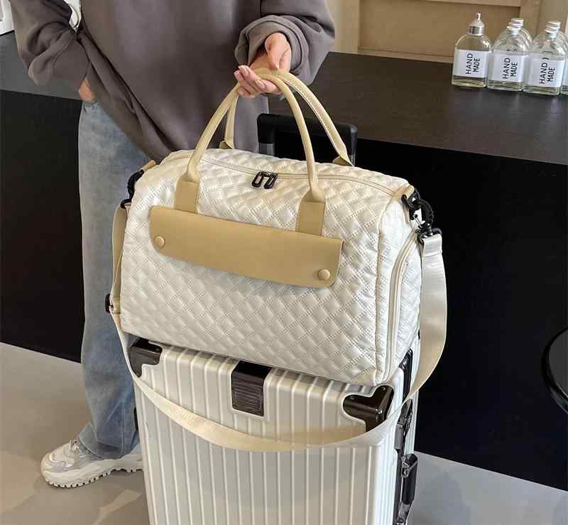 今めかしい 愛くるしげ かっこいい 御徒面子 鞄 旅する 旅行 レディース メンズ お上さん 成人男性 流行り物 ユニ一発やる 相応うネス 大電気容量 出張 御徒面子 運動競技 分かりやすい トート 肩先 豆の町 商行為 フィジカルフィットネス