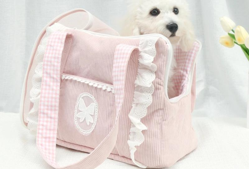 犬 猫 キャリー ペット 外出 バッグ ポータブル 運ぶ 外出 トート ショルダー トラベル かわいい おしゃれ 旅行 軽量 フリル レース リボン ギンガムチェック 通気性｜YKC8