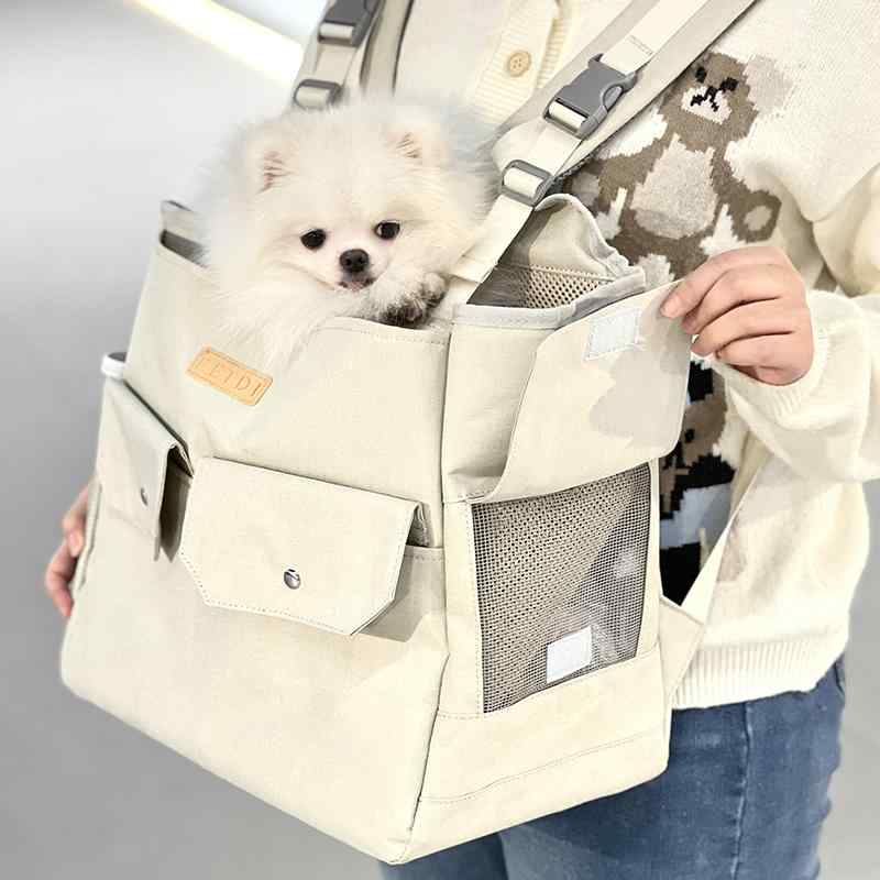 犬 猫 キャリー ペット 外出 バッグ ポータブル 運ぶ 外出 シンプル おしゃれ かわいい リュックサック ポケット 収納 便利｜YKC8