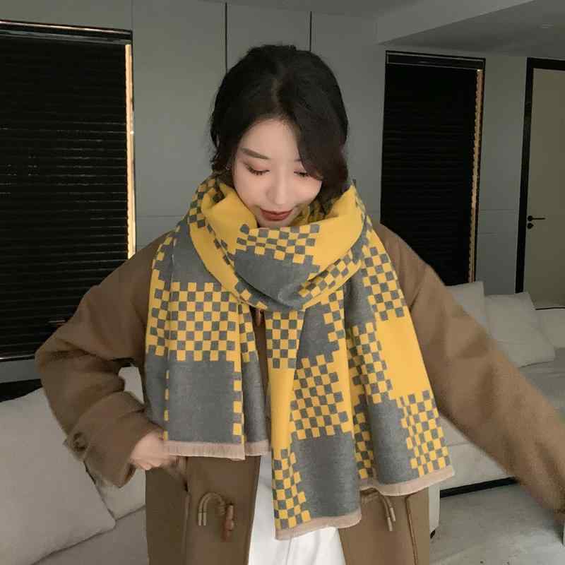 レディース ファッション 秋冬 ニット スカーフ マフラー 女性 韓国 ネックウォーマー かわいい おしゃれ 60cm&times;190cm チェック ショール シンプル 市松模様｜YKC8 28,172円