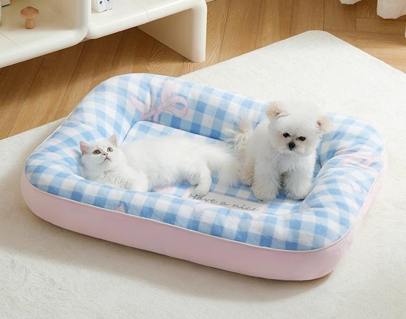犬 猫 ペット ベッド 寝具 かわいい おしゃれ 秋冬 保温 暖かい オールシーズン マット イラスト ギンガムチェック リボン パンダ 水玉 ドット 毛布 ブランケット セット｜YKC8