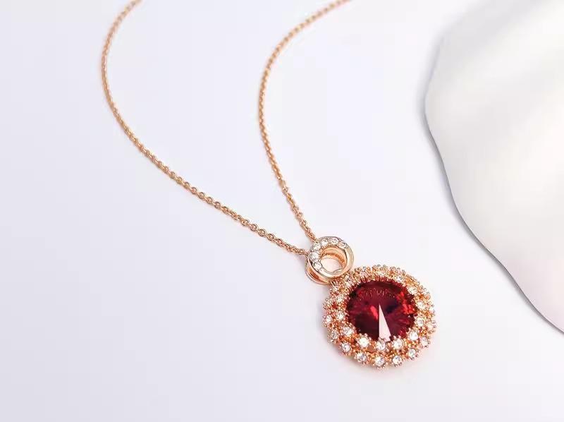 韓国 おすすめ レディース ファッション 女性 装飾 かわいい おしゃれ アクセサリー ジュエリー ネックレス プレゼント ギフト 友達 カップル 恋人 合成キュービックジルコニア 鎖骨 チェーン 高級 キラキラ ラインストーン ボックス 箱 ｜YKC8