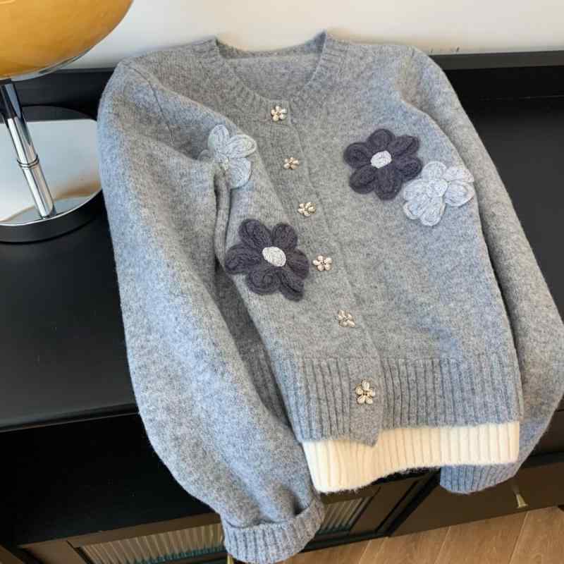 女性 レディース ファッション おしゃれ かわいい 韓国 秋冬 刺繍 花 セーター ニット カーディガン ジャケット トップス 長袖 キラキラ シンプル ボタン｜YKC8