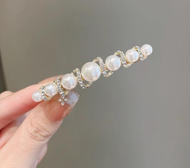 レディース ファッション 女性 かわいい おしゃれ 韓国 高級 ギフト プレゼント アクセサリー ジュエリー 髪飾り ヘア パール クリップ ラインストーン キラキラ ピン ヘッド シンプル バレッタ 大人 上品 装飾
