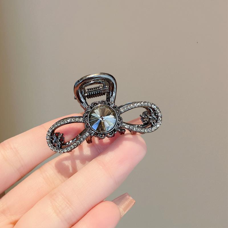 レディース ファッション 女性 かわいい おしゃれ 韓国 高級 ギフト プレゼント アクセサリー ジュエリー 髪飾り ヘア ラインストーン リボン キラキラ クリスタル クリップ ヘッド 髪留め 装飾｜YKC8